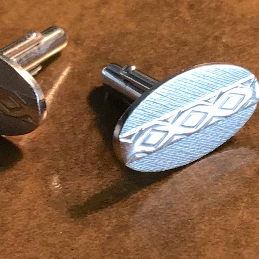 Cuff Links with Diamond pattern on front